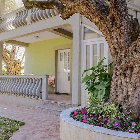 Apartments Oliva ウトイェハ エクステリア 写真